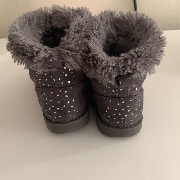 Cat and jack baby/toddler boots - Picture 4 of 5